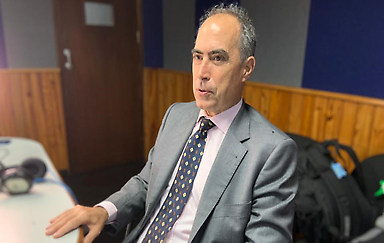 El rector del Consejo Nacional Electoral (CNE), Roberto Picón