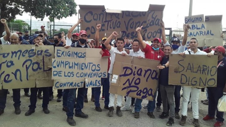 Protesta de trabajadores de Industrias Diana Valencia