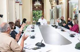 Anuncio del Plan 1x10 del Buen Gobierno, en reunión con el Consejo de Vicepresidentes y el Alto Mando Político, en el Palacio de Miraflores