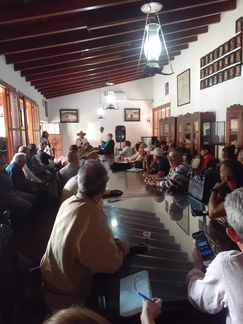 Encuentro de caficultores en Trujillo