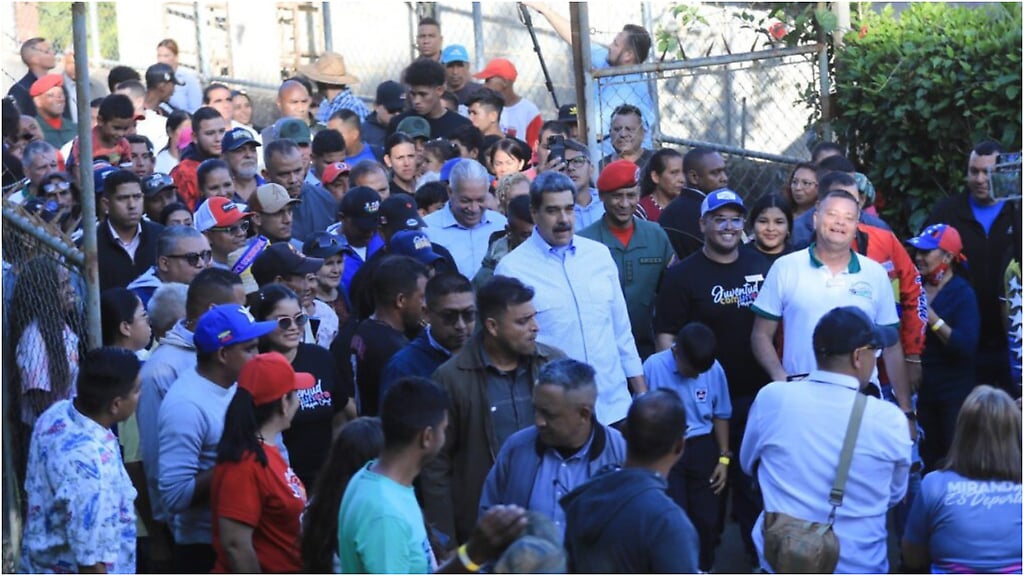 El presidente durante la asamblea de la Comuna Rural Turística Parque Caiza detalló los instrumentos que buscan fortalecer el proceso democrático: Agenda Concreta de Acción (ACA); Mapa de Sueños; 1×10 Comunal y salas de Autogobierno.